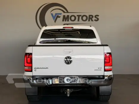 AMAROK 3.0 V6 TDI DIESEL HIGHLINE CD 4MOTION AUTOMÁTICO