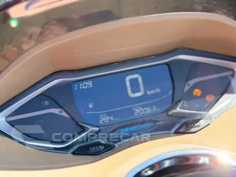PCX 160 DLX ABS