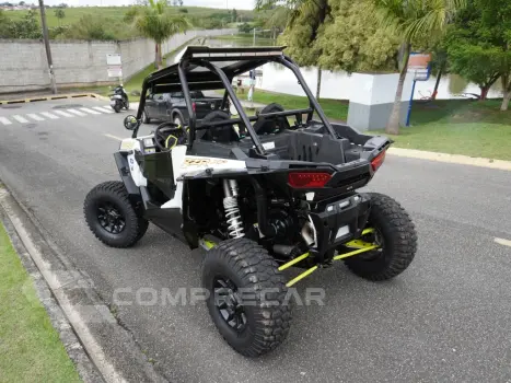 RZR XP 1000 EPS 4X4 (UTV)