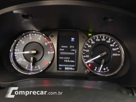 HILUX 2.8 D-4D TURBO DIESEL CD SRX 4X4 AUTOMÁTICO