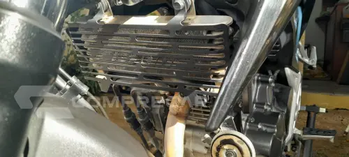 CB 300F