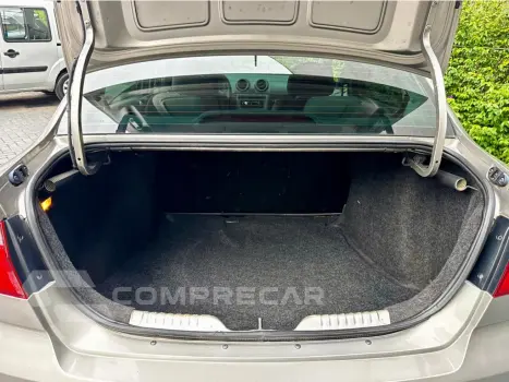 VOYAGE 1.0 MI 8V FLEX 4P MANUAL