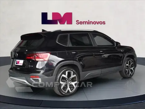 TAOS 1.4 250 TSI TOTAL FLEX HIGHLINE AUTOMÁTICO