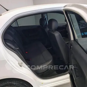 VOYAGE 1.0 12V MPI TOTALFLEX 4P MANUAL