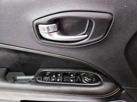 COMPASS LONGITUDE 2.0 4x2 Flex 16V Aut.