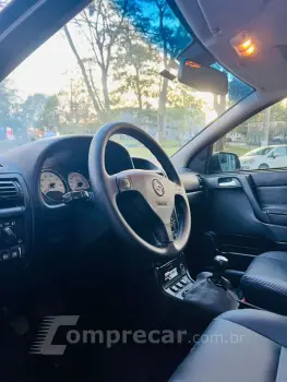 Astra Advantage 2.0 MPFI 8V FlexPower 5p