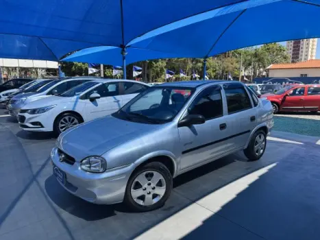 CLASSIC - 1.0 MPFI SPIRIT 8V 4P MANUAL