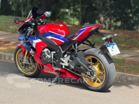 CBR 1000RR-R Fireblade SP