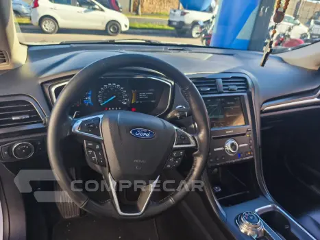 Fusion 2.0 4P 16V TITANIUM AUTOMÁTICO