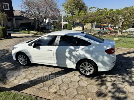 CRUZE 1.4 LT