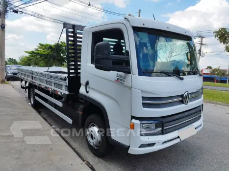 Delivery 11.180 Prime + Carroceria Madeira