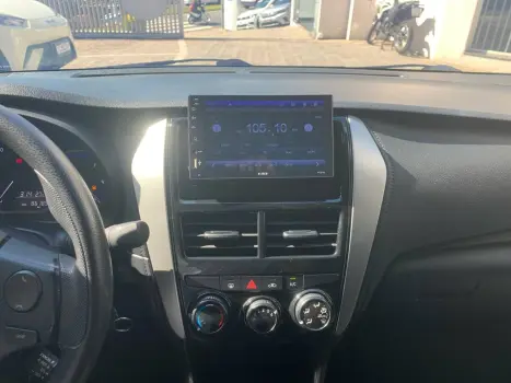 YARIS XL Live Sedan 1.5 Flex 16V 4p Aut.