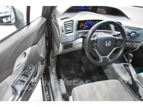 CIVIC - 1.8 LXS 16V 4P AUTOMÁTICO
