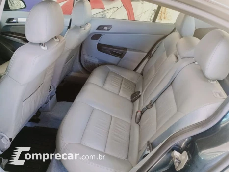 Vectra Sedan 2.0 4P ELEGANCE