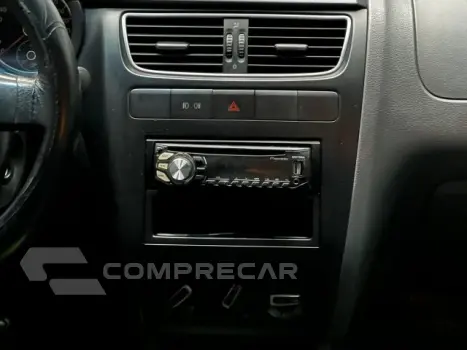 FOX - 1.6 MI PRIME 8V 4P MANUAL