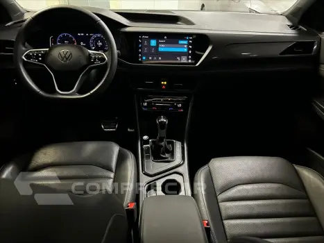 TAOS 1.4 250 TSI TOTAL FLEX HIGHLINE AUTOMÁTICO