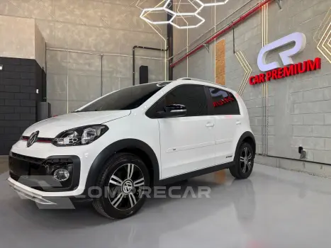 Volkswagen UP 1.0 170 TSI TOTAL FLEX XTREME 4P MANUAL 4 portas
