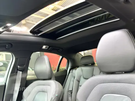 S60 2.0 T8 R-DESIGN HÍBRIDO 4P AUTOMÁTICO