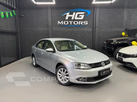 Volkswagen JETTA Comfortline  2.0 T.Flex 8V 4p Mec. 4 portas