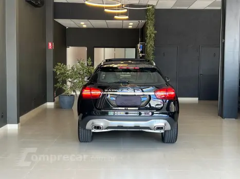 GLA 200 1.6 CGI Enduro 16V Turbo