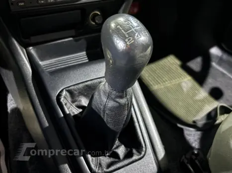 PAJERO TR4 2.0 4X4 16V 131CV GASOLINA 4P MANUAL