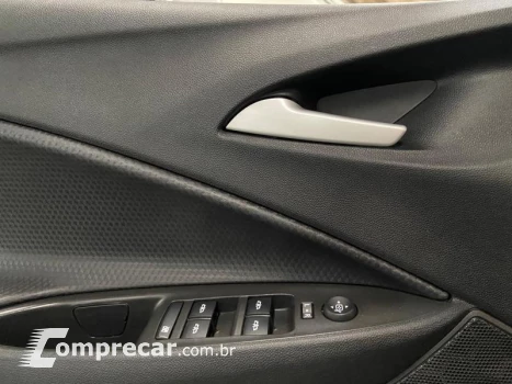 ONIX SEDAN PLUS LT 1.0 12V MANUAL