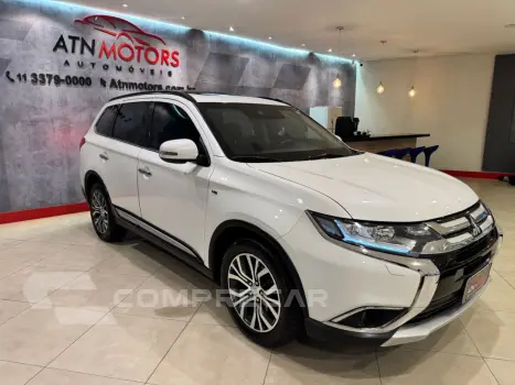 Mitsubishi Outlander 3.0 V6 24V 4P GT 4X4 AUTOMÁTICO 4 portas