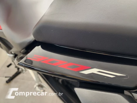 CB CB 300F Twister Flex