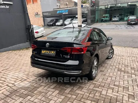 VIRTUS Highline 200 TSI 1.0 Flex 12V Aut