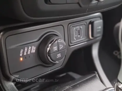 RENEGADE 1.3 T270 TURBO FLEX S 4X4 AT9