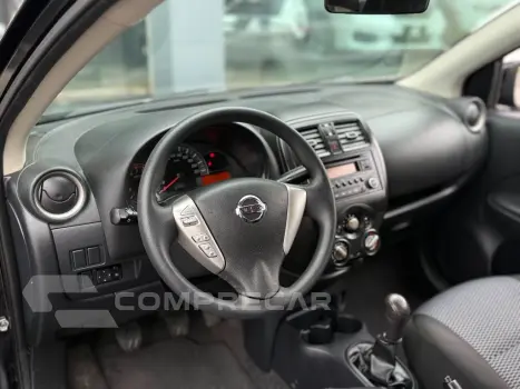 VERSA 1.0 12V FlexStart 4p Mec.