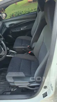 YARIS 1.3 16V XL
