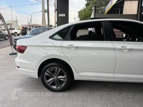 JETTA 1.4 250 TSI TOTAL FLEX R-LINE TIPTRONIC