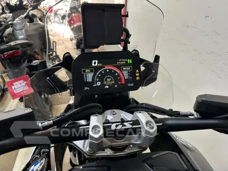 R 1300 GS TRIPLE BLACK