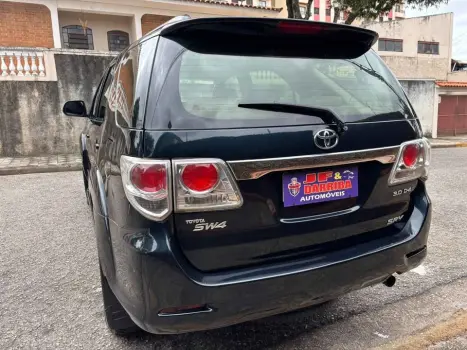 HILUX SW4 3.0 SRV 4X4 7 Lugares 16V Turbo Intercooler