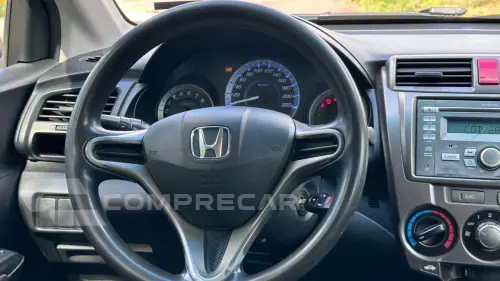 CITY 1.5 LX Sedan 16V