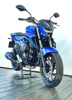 YAMAHA FZ25 FAZER ABS