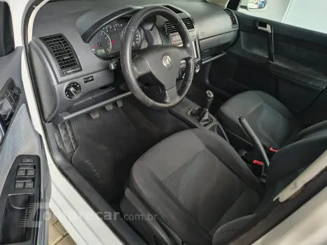 POLO SEDAN 1.6 MI 8V FLEX 4P MANUAL