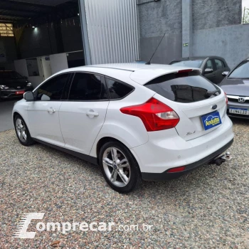 Focus Hatch 1.6 16V 4P FLEX SE POWERSHIFT AUTOMÁTICO