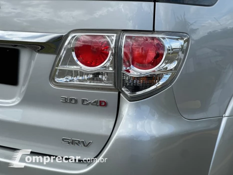 HILUX SW4 3.0 SRV 4X4 7 LUGARES 16V TURBO INTERCOOLER DIESEL
