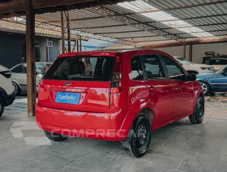 FIESTA 1.6 MPI Class Hatch 8V
