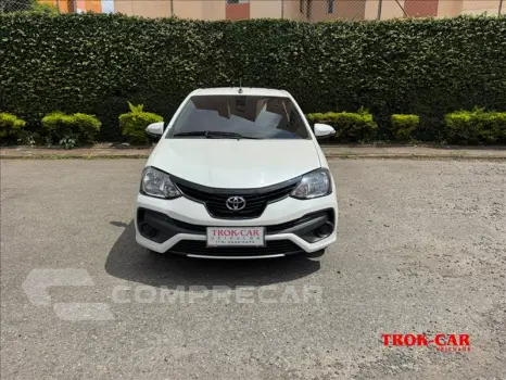 ETIOS 1.5 X Plus Sedan 16V