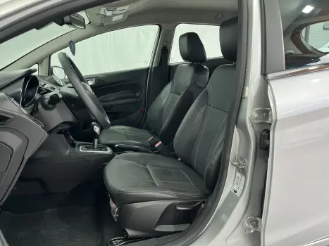 FIESTA 1.6 Titanium Hatch 16V