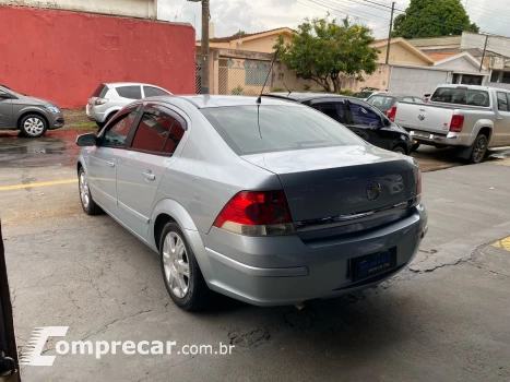 VECTRA 2.0 MPFI Elegance 8V