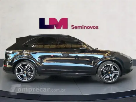 CAYENNE 4.0 V8 GASOLINA TURBO AWD TIPTRONIC S