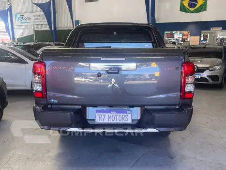 L200 TRITON 2.4 16V TURBO DIESEL SPORT HPE-S CD 4P 4X4 AUTOM