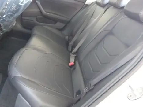 VIRTUS 1.0 200 TSI COMFORTLINE AUTOMÁTICO