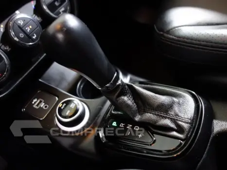 TORO - 2.0 16V TURBO FREEDOM 4WD AT9