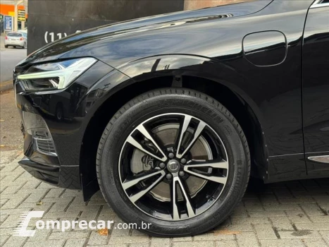 XC60 2.0 T8 Hybrid Momentum AWD Geartronic