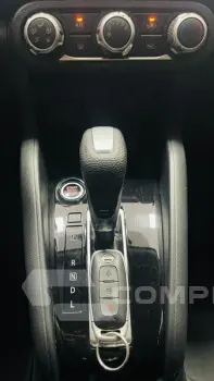 KICKS ADVANCE CVT